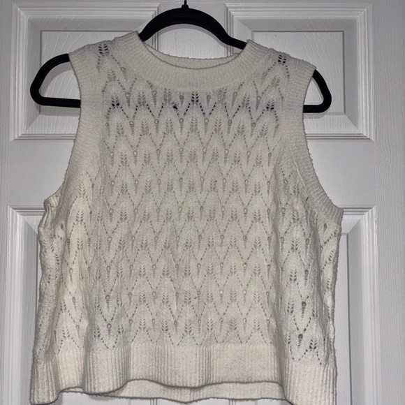 Universal Thread Ivory Knit Top - Picture 2 of 6